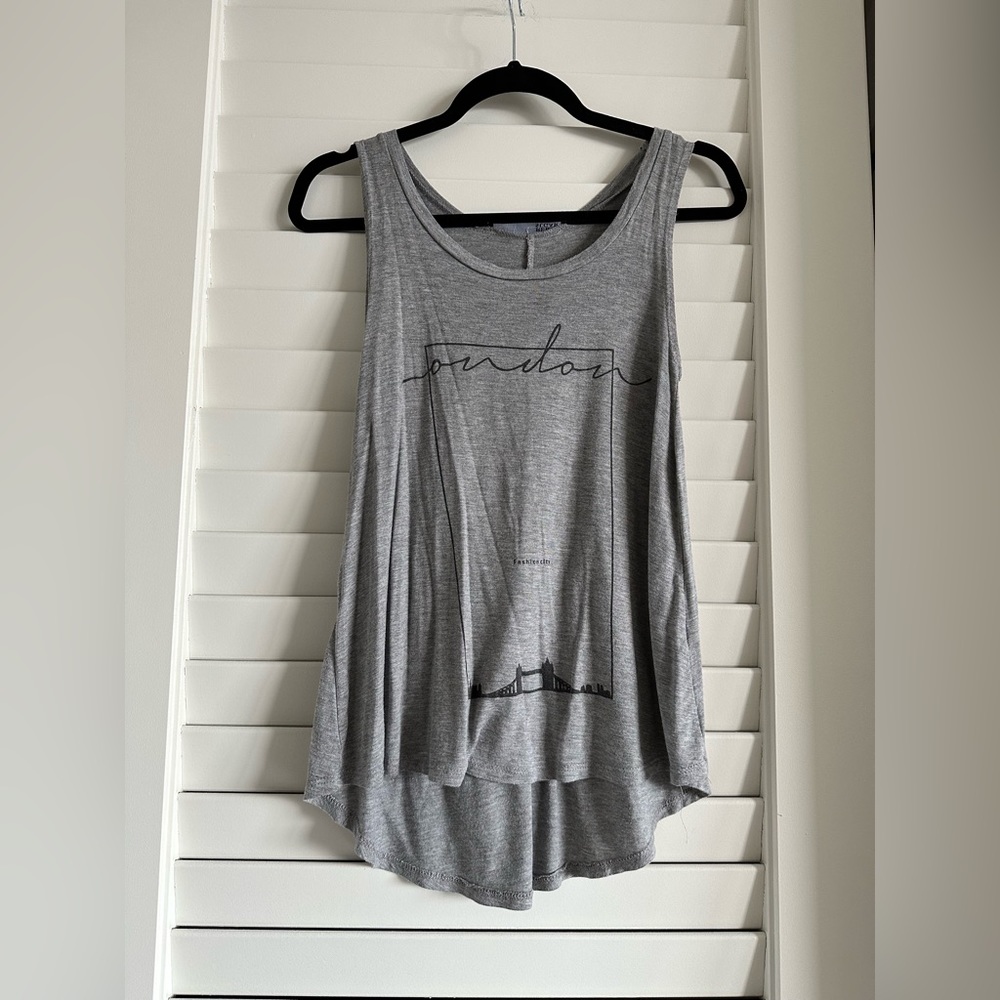 Gray Graphic Print Sleeveless Tank Top “London”